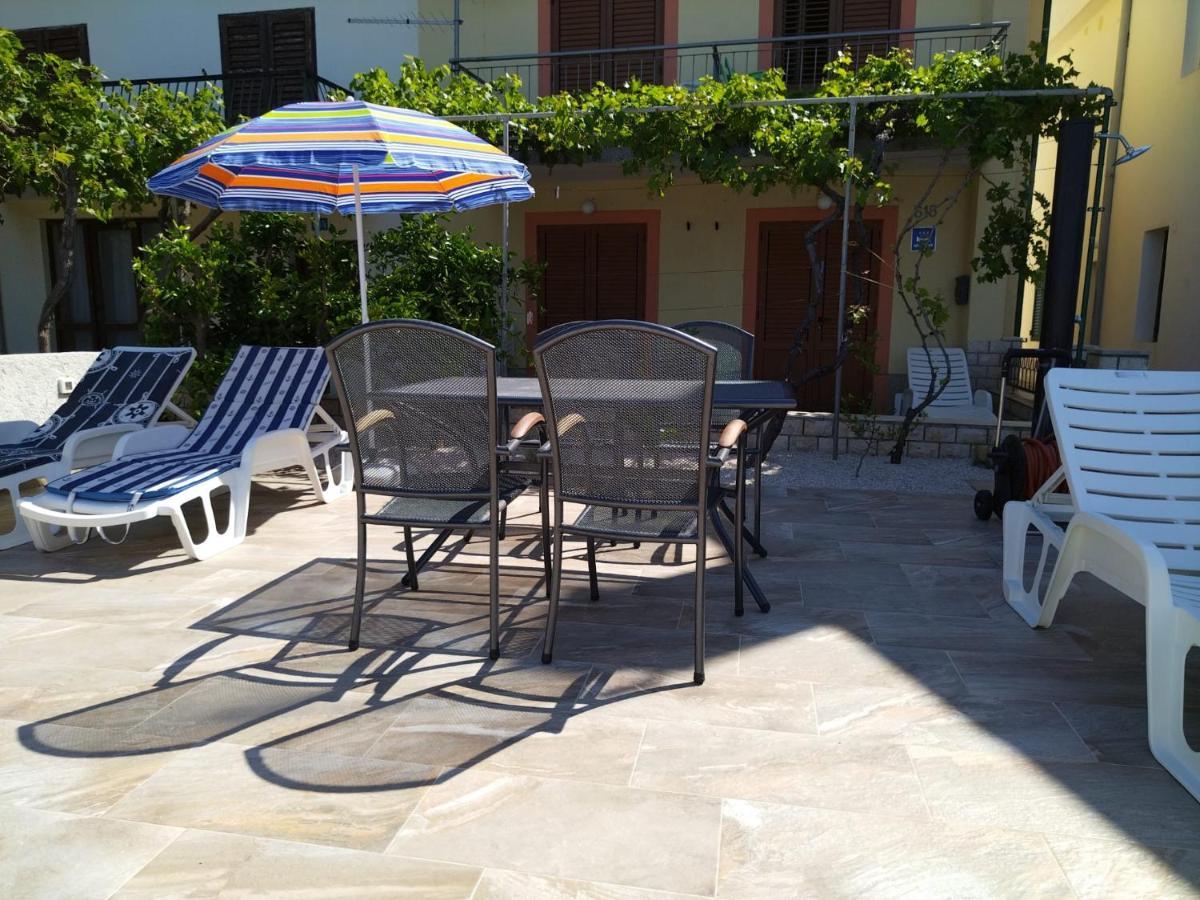 Apartmani Katarina Barbat na Rabu Extérieur photo