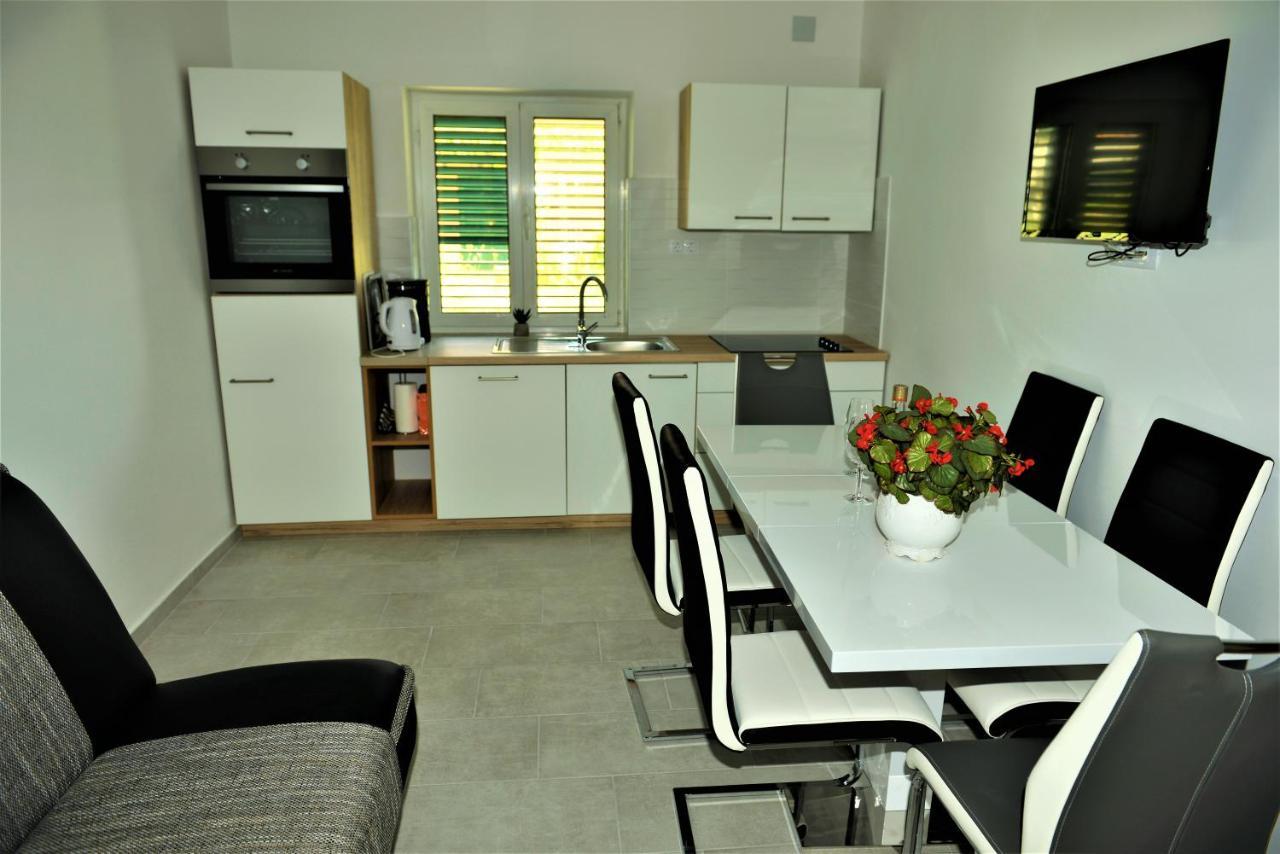 Apartmani Katarina Barbat na Rabu Extérieur photo